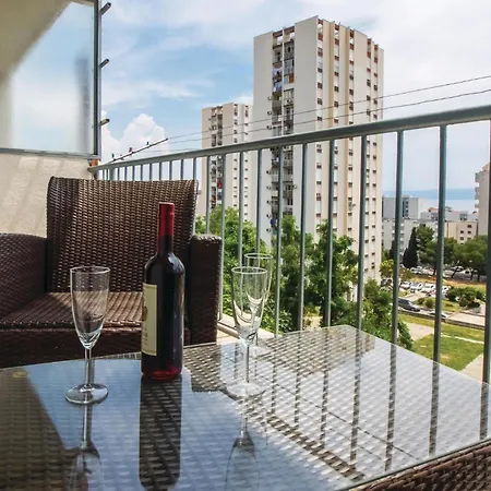 Апартаменты With Sea View Viii